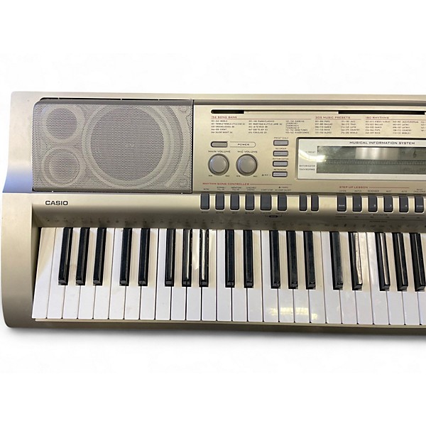 Used Casio WK200 76 Key Keyboard Workstation