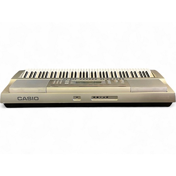 Used Casio WK200 76 Key Keyboard Workstation