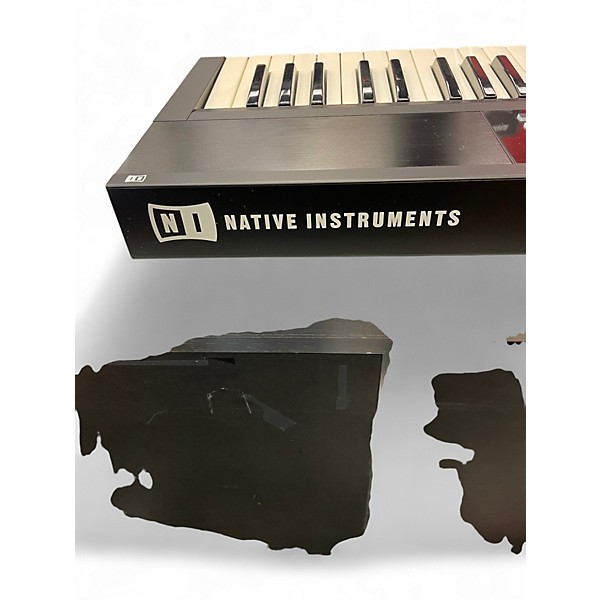 Used Native Instruments Komplete Kontrol S61 MIDI Controller