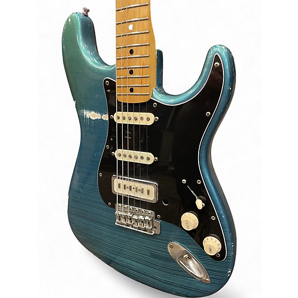 Used Fender 70s CUSTOM STRATOCASTER Lake Placid Blue Solid Body Electric Guitar