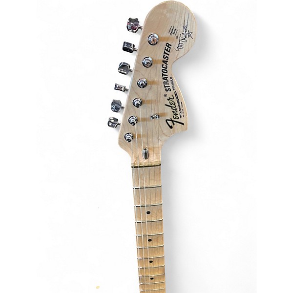 Used Fender Artist Series Yngwie Malmsteen Stratocaster Vintage White Solid Body Electric Guitar
