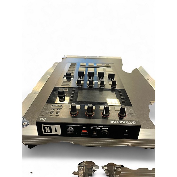 Used Native Instruments KONTROL D2