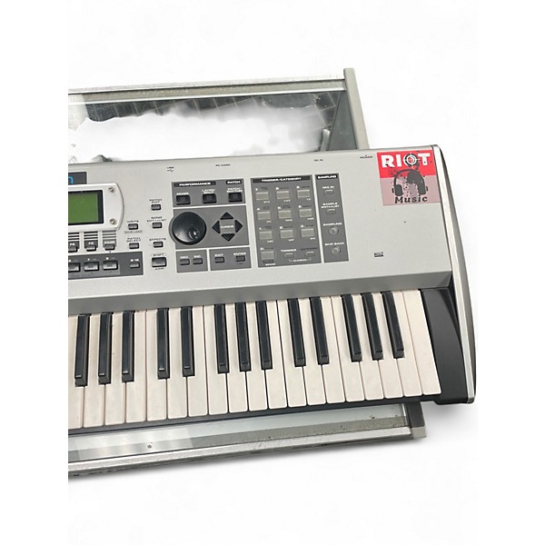 Used Roland FANTOM XA 61-KEY Arranger Keyboard