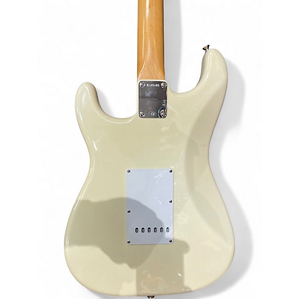 Used 2007 Fender Vintage Hot Rod 62 Stratocaster Olympic White Solid Body Electric Guitar