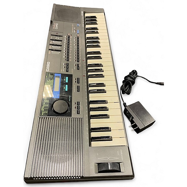 Used Yamaha HT-700 Portable Keyboard