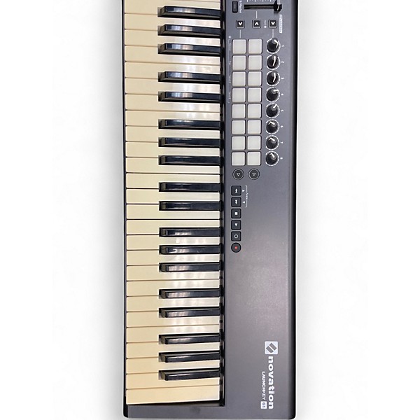 Used 2010s Novation Launchkey 61 Key MIDI Controller