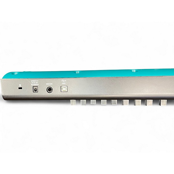 Used 2010s Novation Launchkey 61 Key MIDI Controller