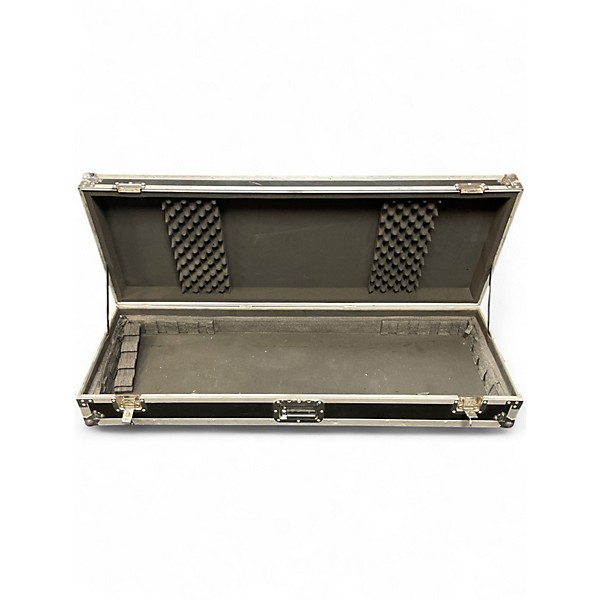 Used Roadrunner 88 Key Flightcase Keyboard Case