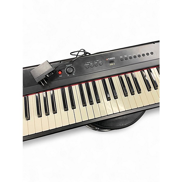Used Artesia AM-1 Keyboard Workstation