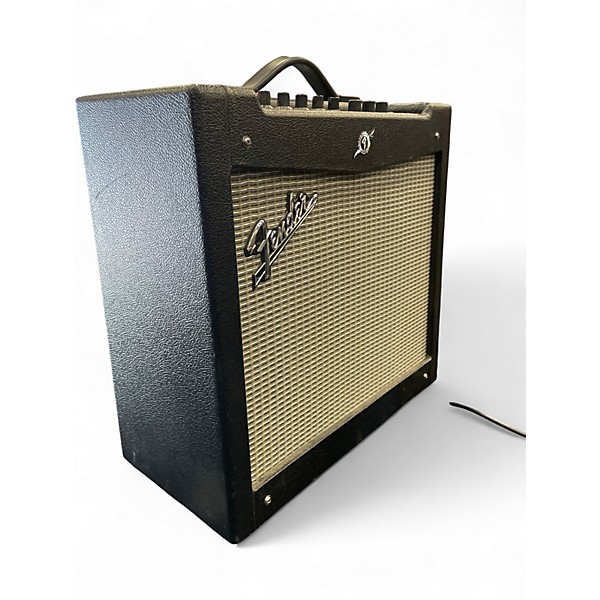 Used Fender MUSTANG 2 Guitar Combo Amp