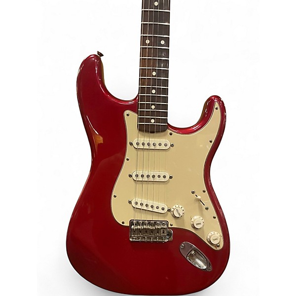 Used Fender Classic Series '60s Stratocaster Red Solid Body Electric Guitar