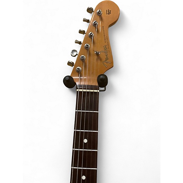 Used Fender Classic Series '60s Stratocaster Red Solid Body Electric Guitar