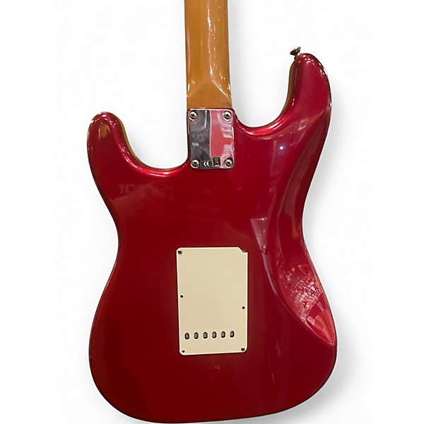 Used Fender Classic Series '60s Stratocaster Red Solid Body Electric Guitar