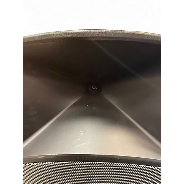 Used Behringer B115W Powered Speaker