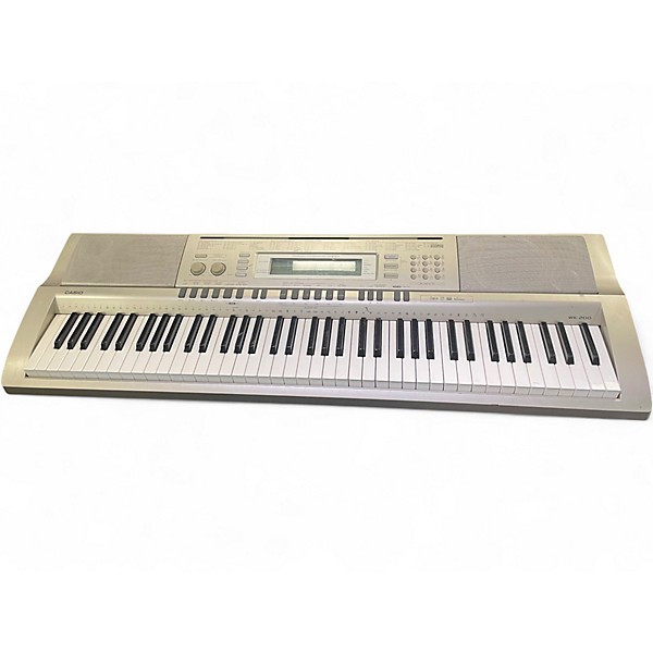 Used Casio WK200 76 Key Keyboard Workstation