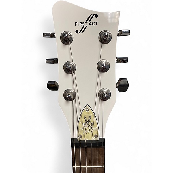 Used First Act VW Garage Master Vintage White Solid Body Electric Guitar