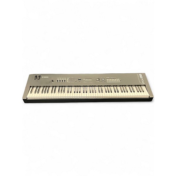 Used Yamaha MX88 Synthesizer