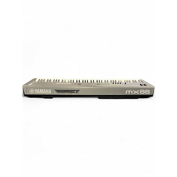 Used Yamaha MX88 Synthesizer