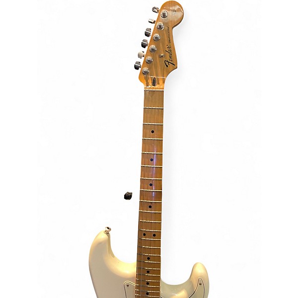 Used Fender Standard Stratocaster Arctic White Solid Body Electric Guitar