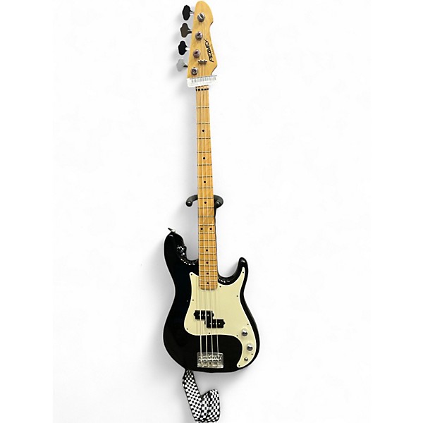 Used Peavey FURY Black Electric Bass Guitar