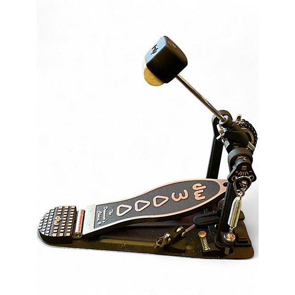 Used DW 3000 Series Single Single Bass Drum Pedal