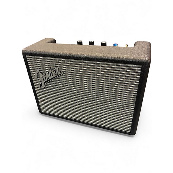 Used Fender Monterey Powered Speaker