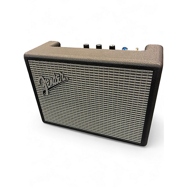 Used Fender Monterey Powered Speaker