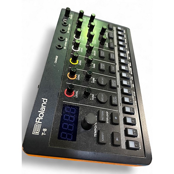 Used Roland t8 beat machine Synthesizer