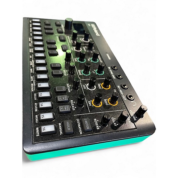 Used Roland s1 tweak sythesizer Synthesizer