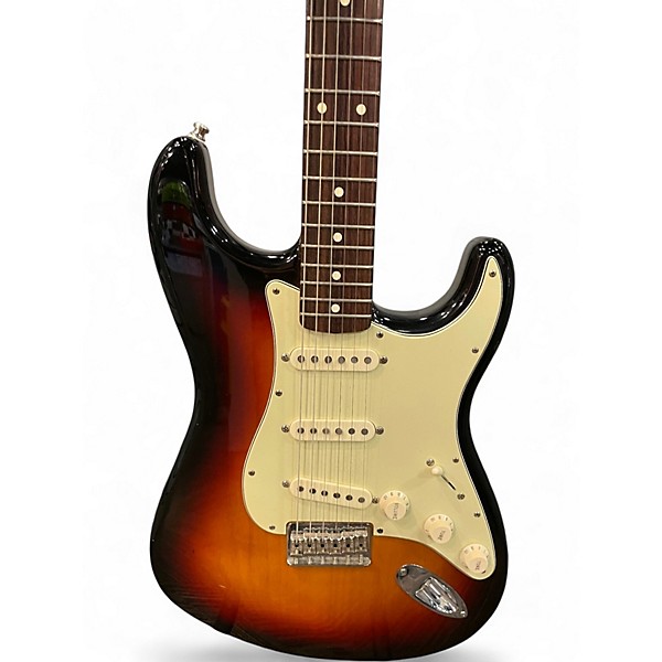 Used Fender Artist Series Robert Cray Stratocaster 3 Color Sunburst Solid Body Electric Guitar