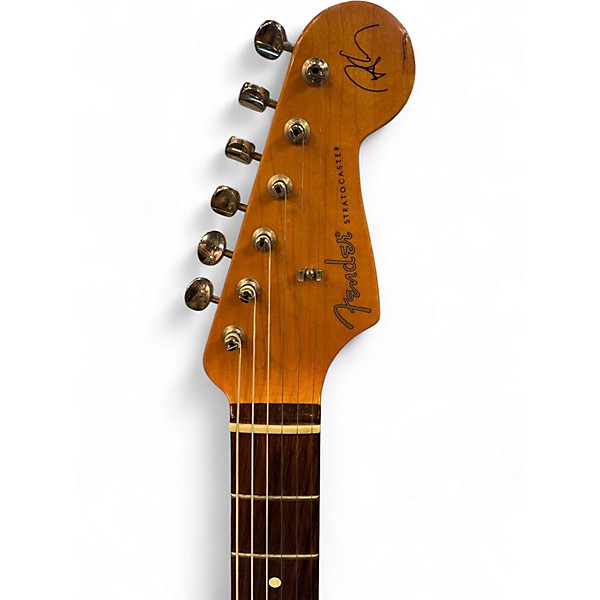 Used Fender Artist Series Robert Cray Stratocaster 3 Color Sunburst Solid Body Electric Guitar