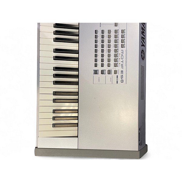Used Yamaha Motif ES88 Keyboard Workstation
