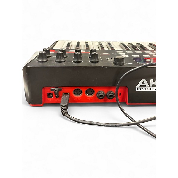 Used Akai Professional MPK225 25-Key MIDI Controller