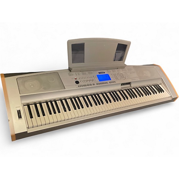 Used Yamaha DGX-500 Portable Keyboard