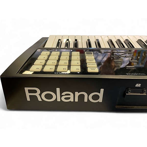 Used Roland FA 06 Keyboard Workstation