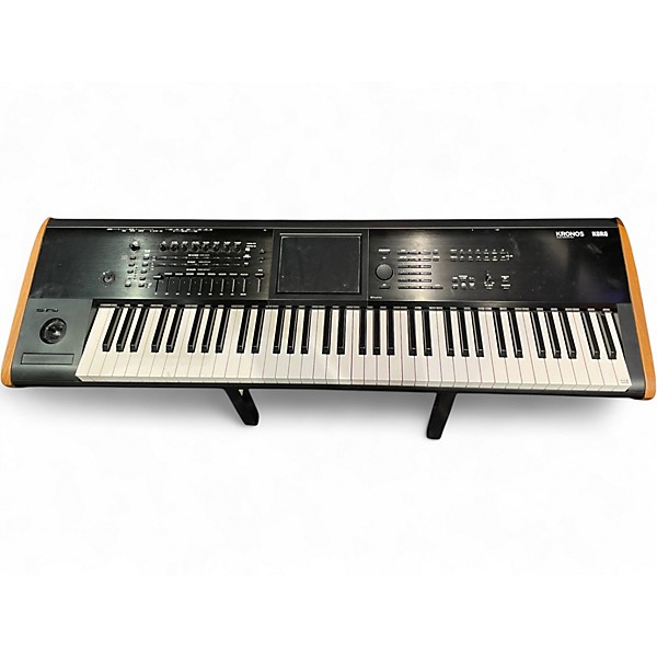 Used KORG Kronos 2 73 Key Keyboard Workstation
