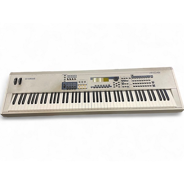 Used Yamaha MO8 88 Key Keyboard Workstation