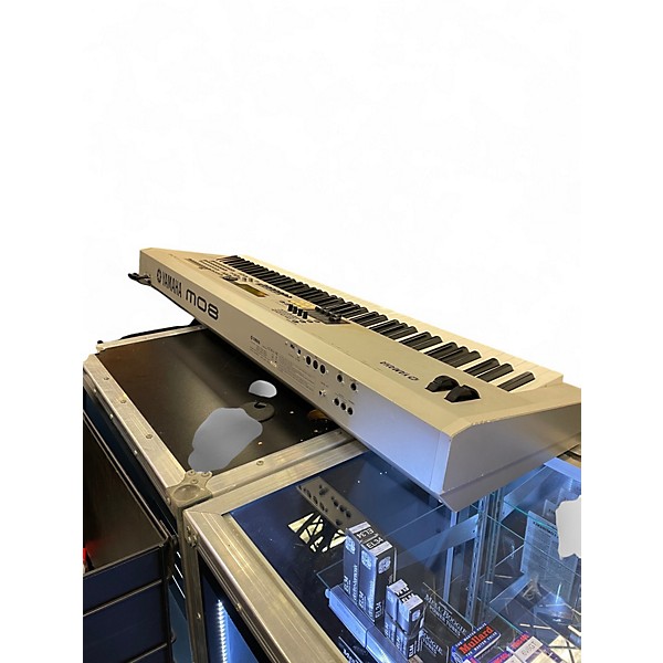 Used Yamaha MO8 88 Key Keyboard Workstation