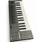 Used Native Instruments Komplete Kontrol M32 MIDI Controller