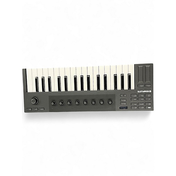 Used Native Instruments Komplete Kontrol M32 MIDI Controller