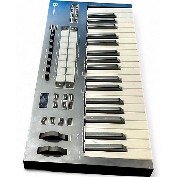 Used Novation LAUNCHKEY 37 KEY MIDI Controller