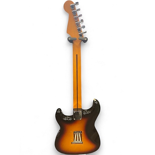 Used 2007 Fender Roadhouse Stratocaster 3 Tone Sunburst Solid Body Electric Guitar