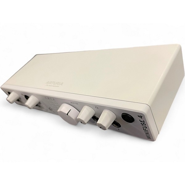 Used Arturia MINIFUSE 4 Audio Interface