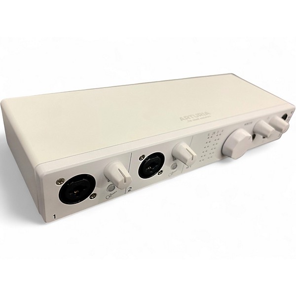 Used Arturia MINIFUSE 4 Audio Interface