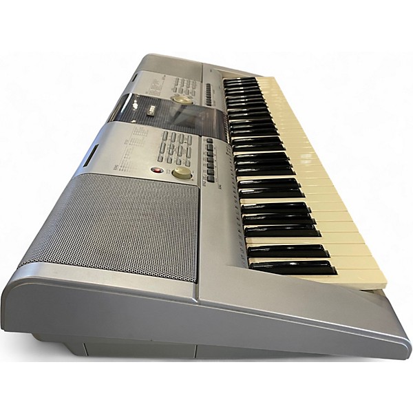 Used Yamaha PSR295 61 Key Portable Keyboard