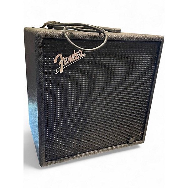 Used Fender rumble lt 25 Bass Combo Amp