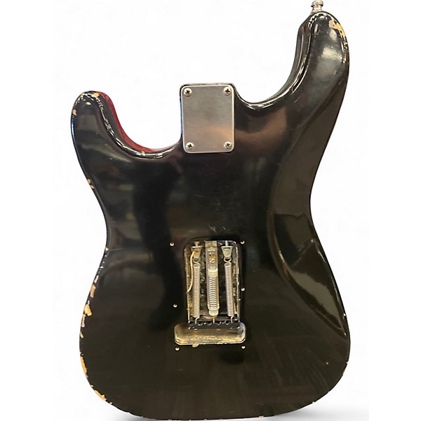 Used Fender Deluxe Stratocaster Black Solid Body Electric Guitar