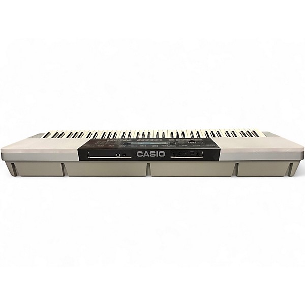 Used Casio WK220 Portable Keyboard