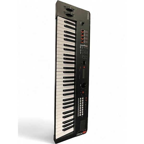 Used Yamaha MX61 61 Key Keyboard Workstation