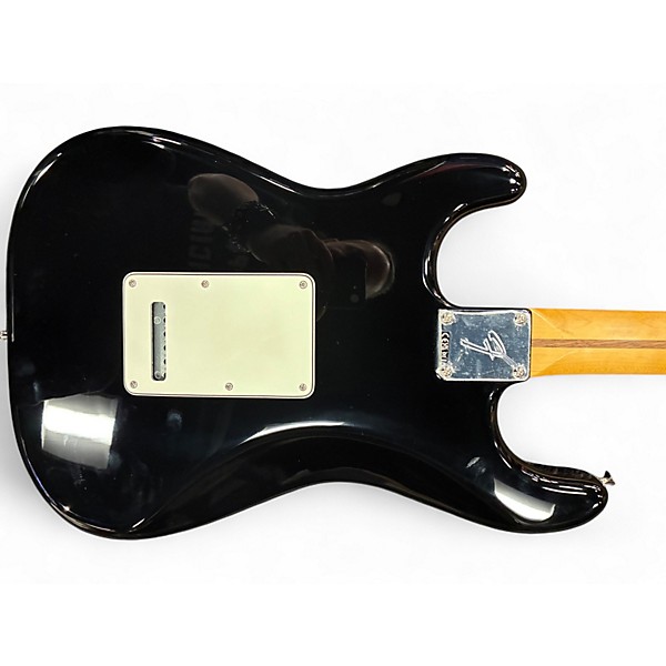 Used 2025 Fender Player II Stratocaster Black Solid Body Electric Guitar